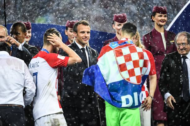 慎重考虑每 慎重考虑每