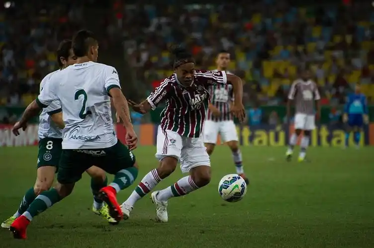 拖欠球员薪 拖欠球员薪