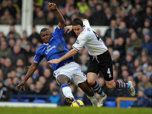 巴切和贝西 巴切和贝西